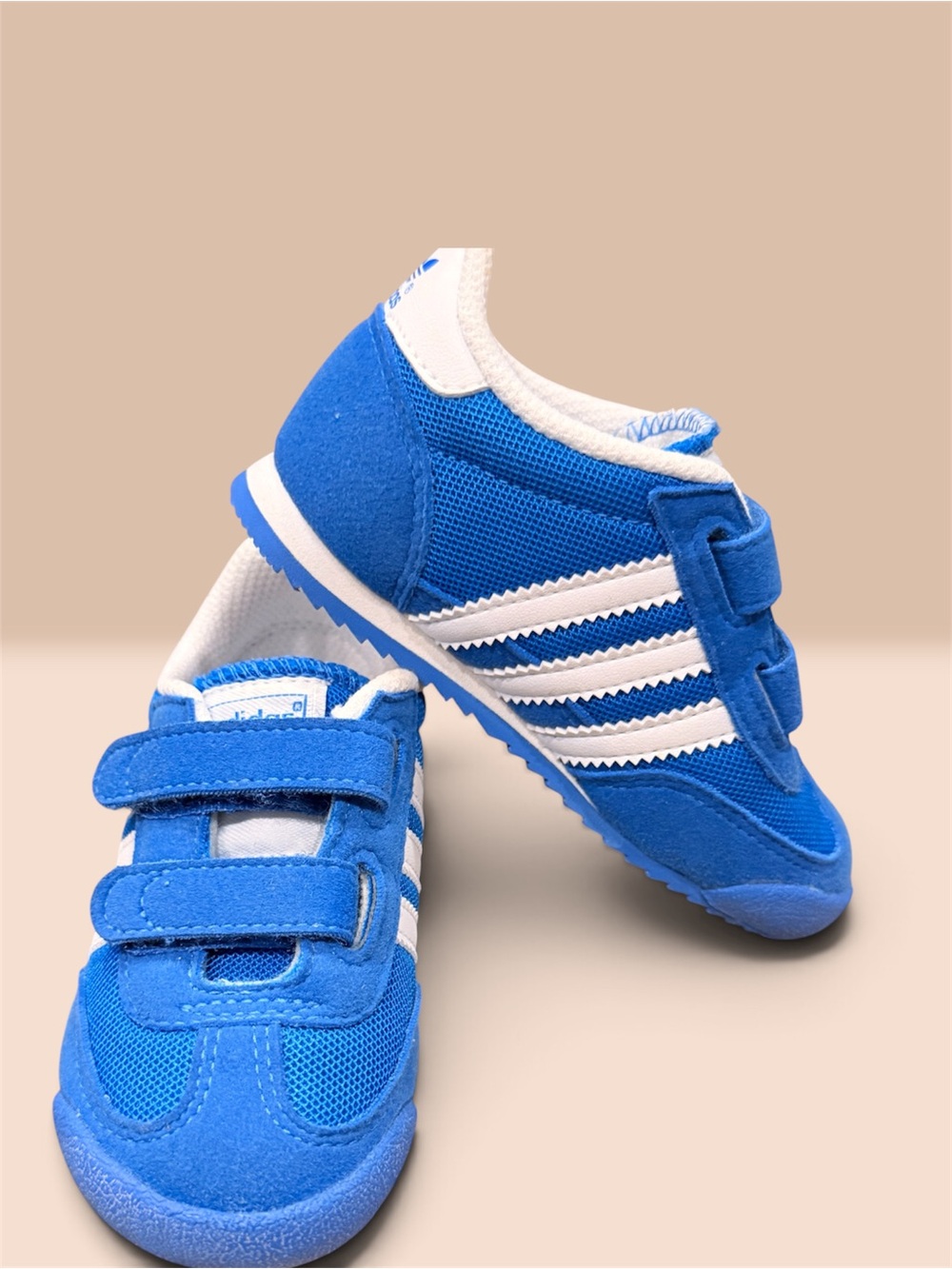Adidas Dragon CF 1
Blue/White